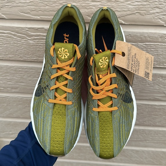 Nike Mens ZoomX Pegasus Turbo Moss Oil Green Vivid Orange - Picture 3 of 8